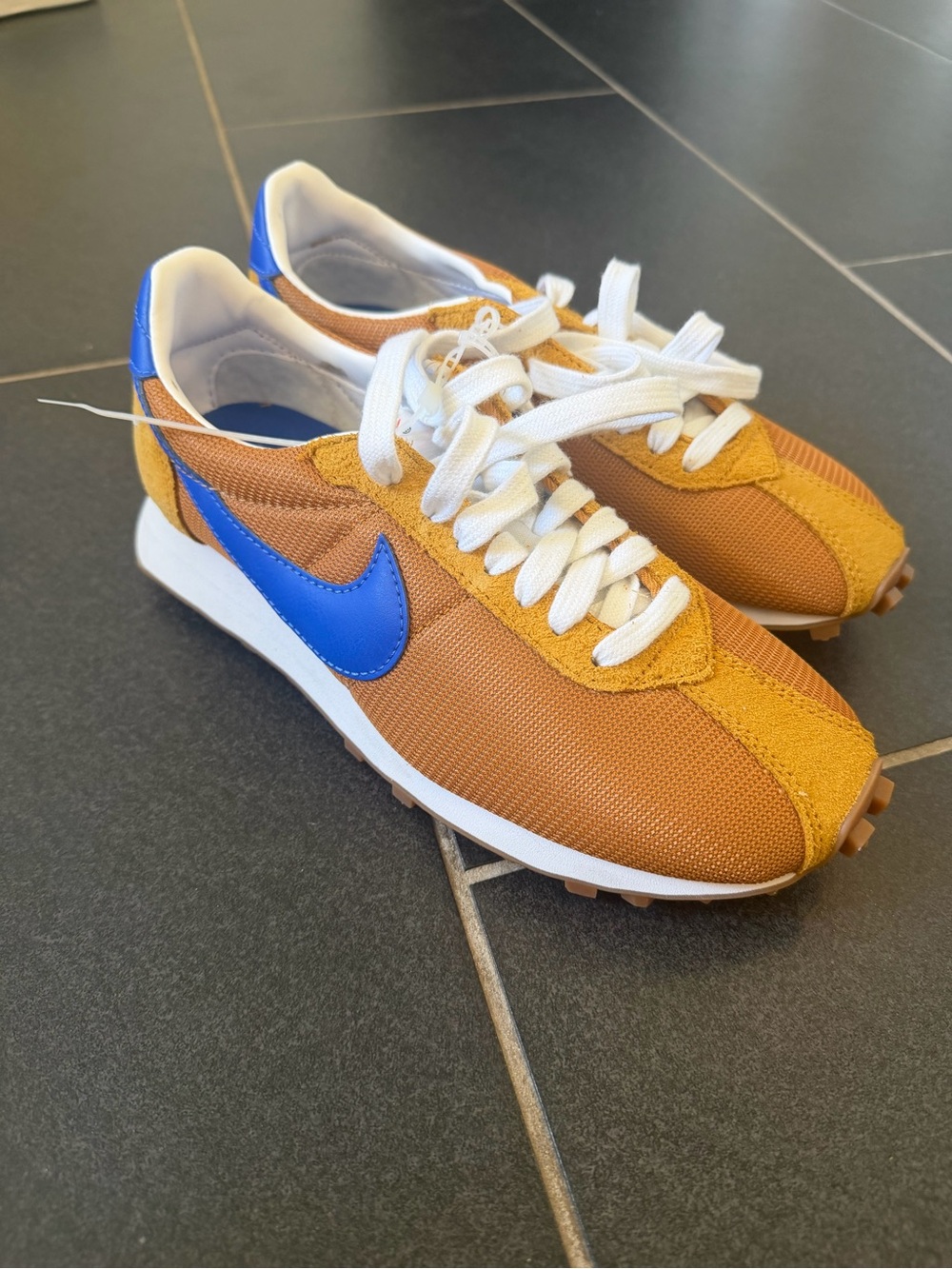 Nike LD-1000 Women’s Sneakers Desert Ochre Hyper Royal Size 8 HF3227-702